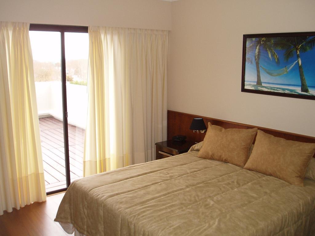 Hotel MAXIM Trinidad Zimmer foto